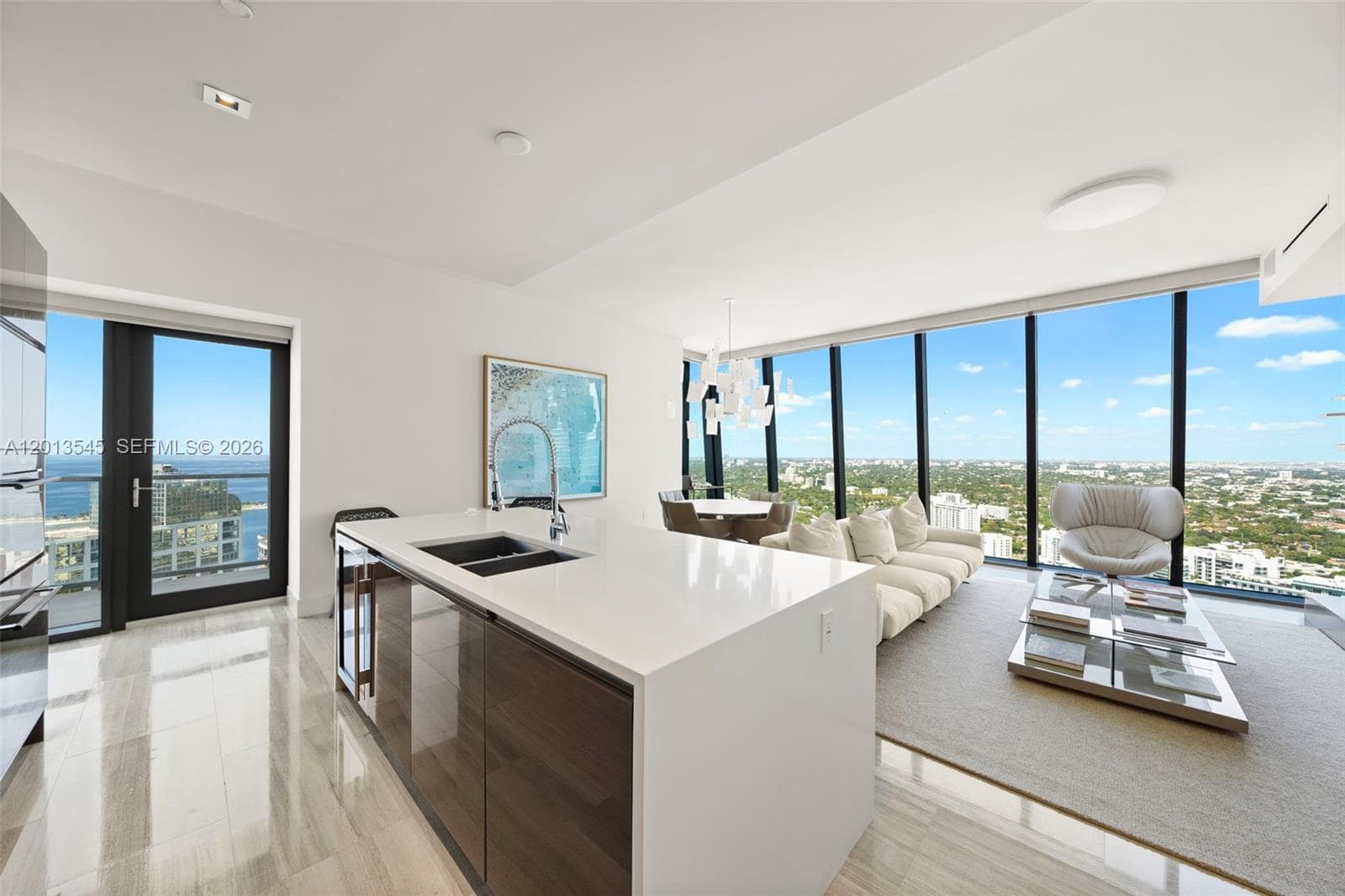 Condo en 1451 Brickell Ave, Miami — foto 2