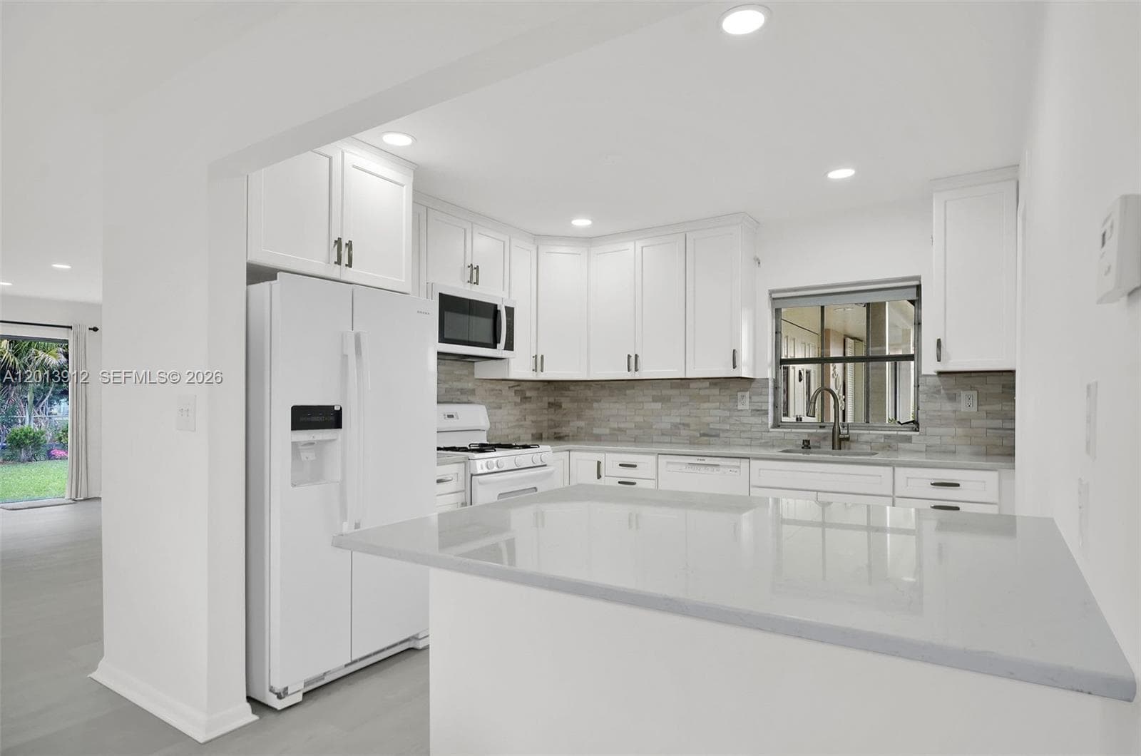 Single-family home at 3045 SW 124th Ct, Miami — photo 2