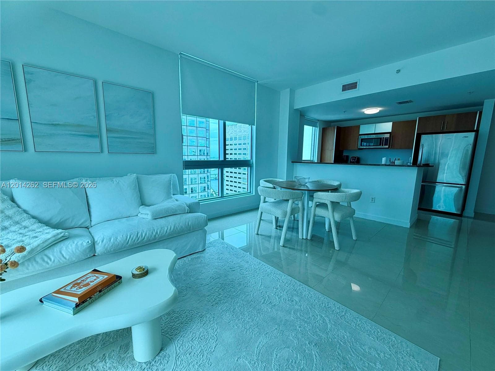 Condo en 300 S Biscayne Blvd, Miami — foto 1