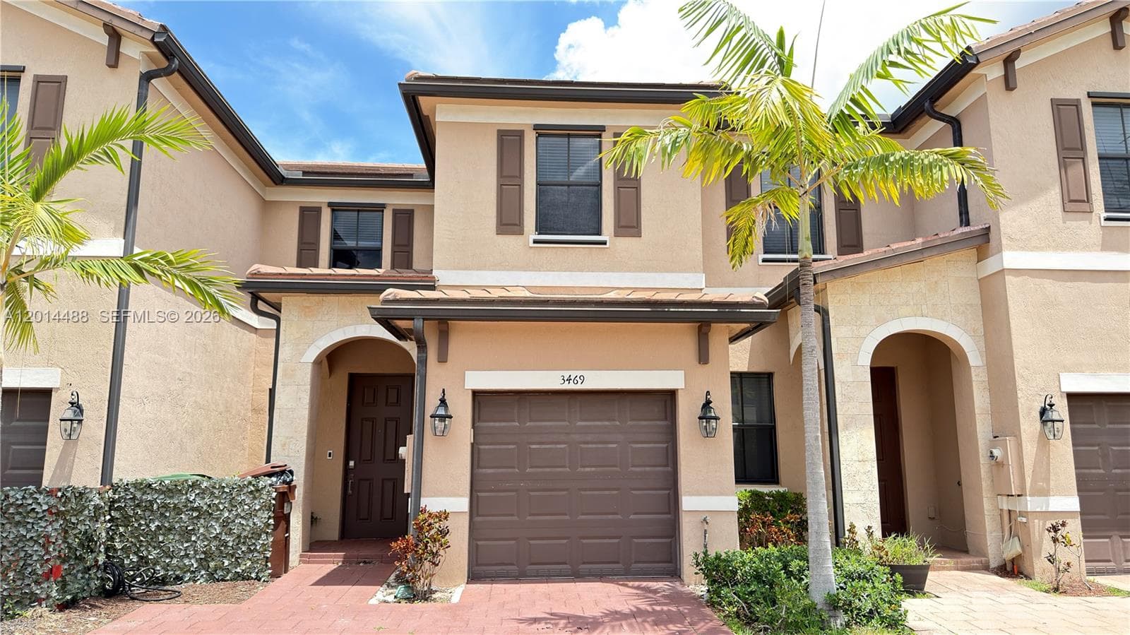 Townhouse at 3469 W 106th St, Hialeah, FL