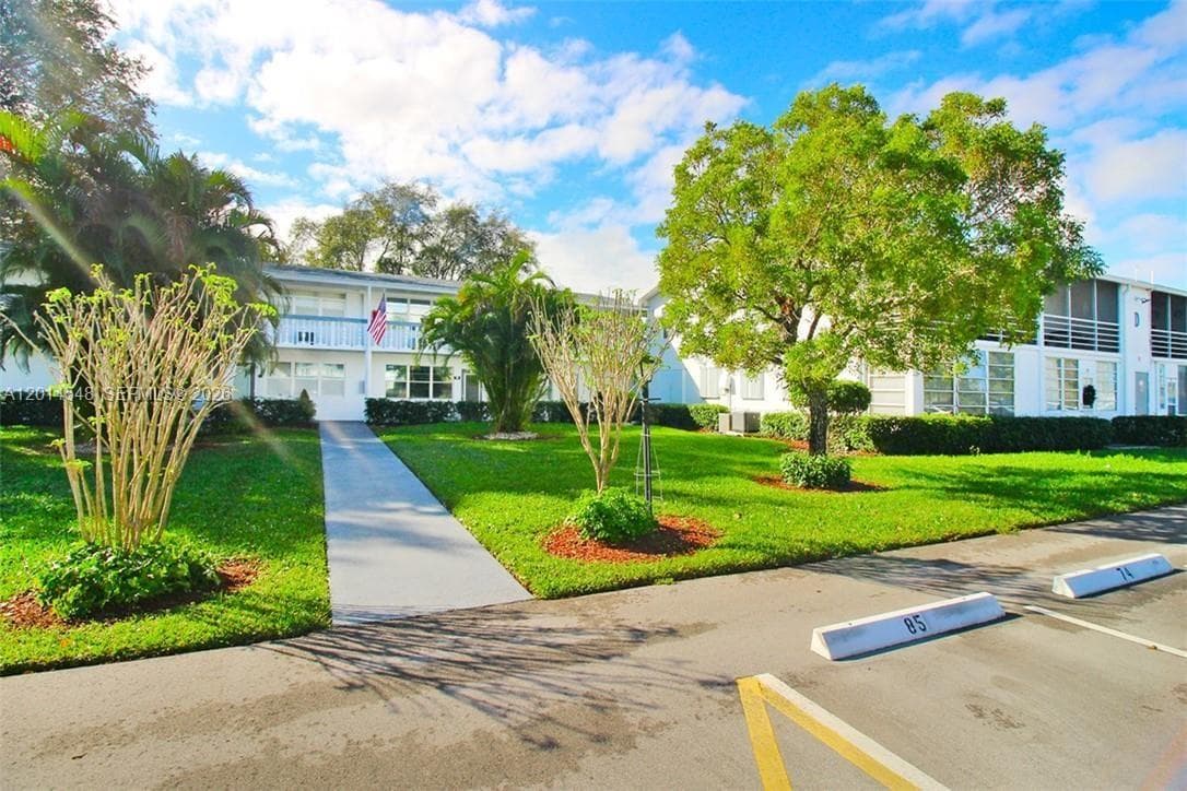 Condo at 70 Prescott D, Deerfield Beach — photo 2
