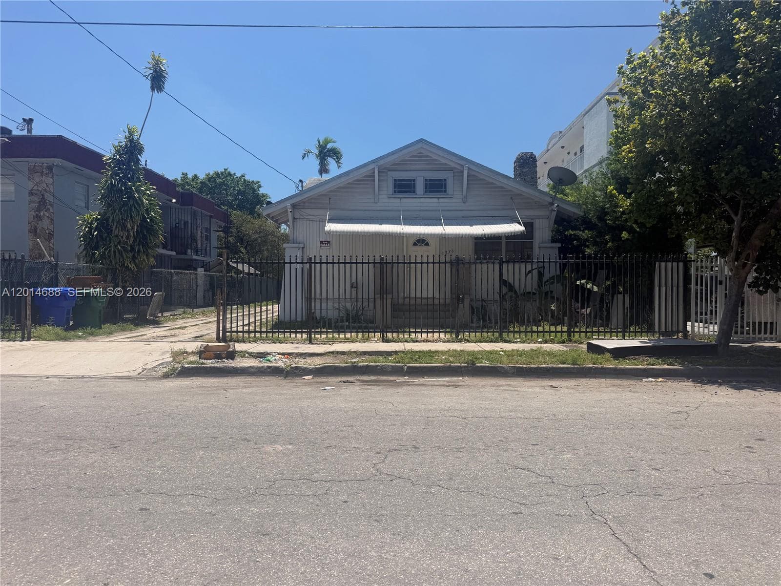Single-family home at 1236 NW 5th St, Miami — photo 2