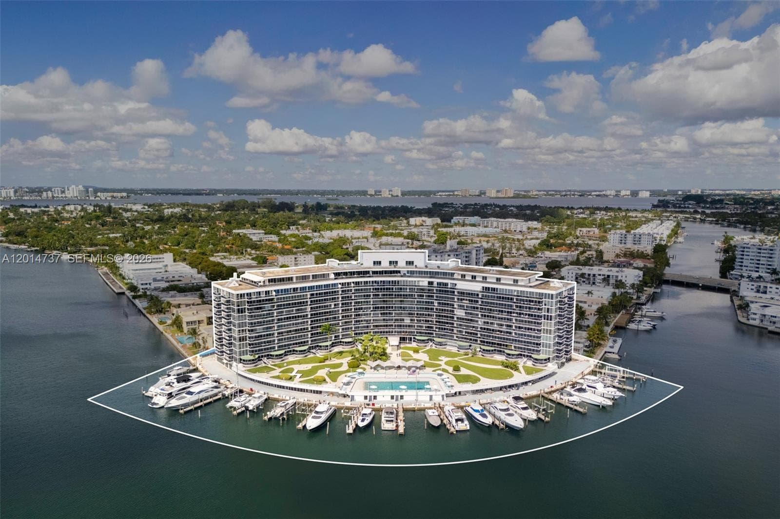 Condo at 900 Bay Dr, Miami Beach, FL