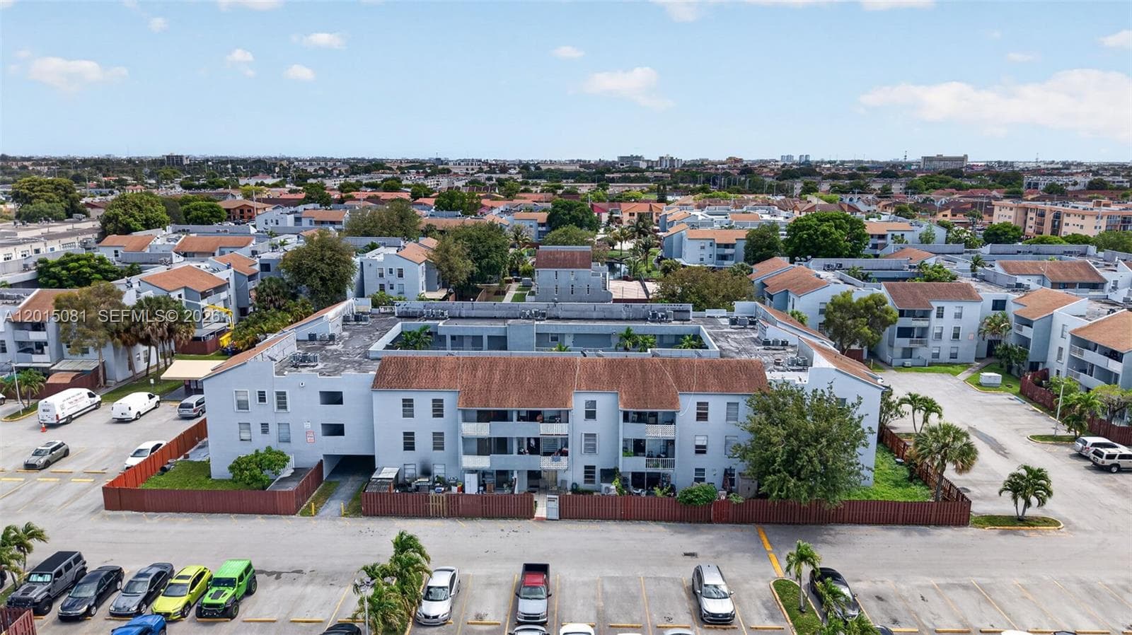Condo at 1755 W 60th St, Hialeah, FL