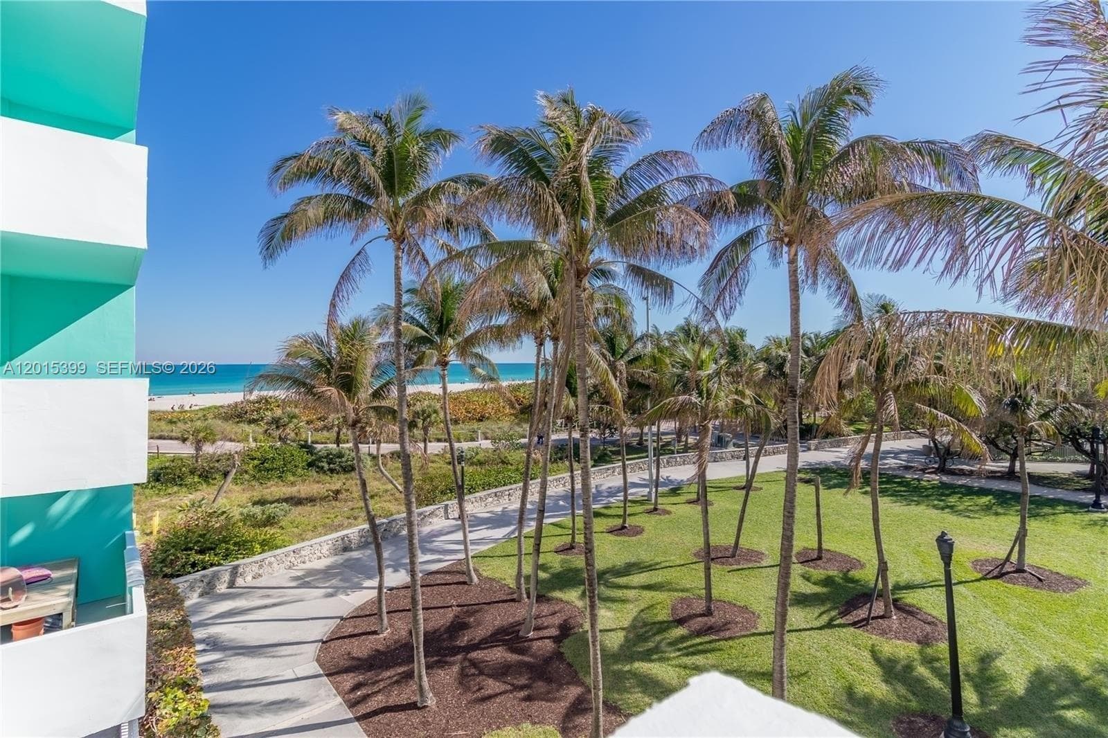 Condo at 301 Ocean Dr, Miami Beach — photo 2