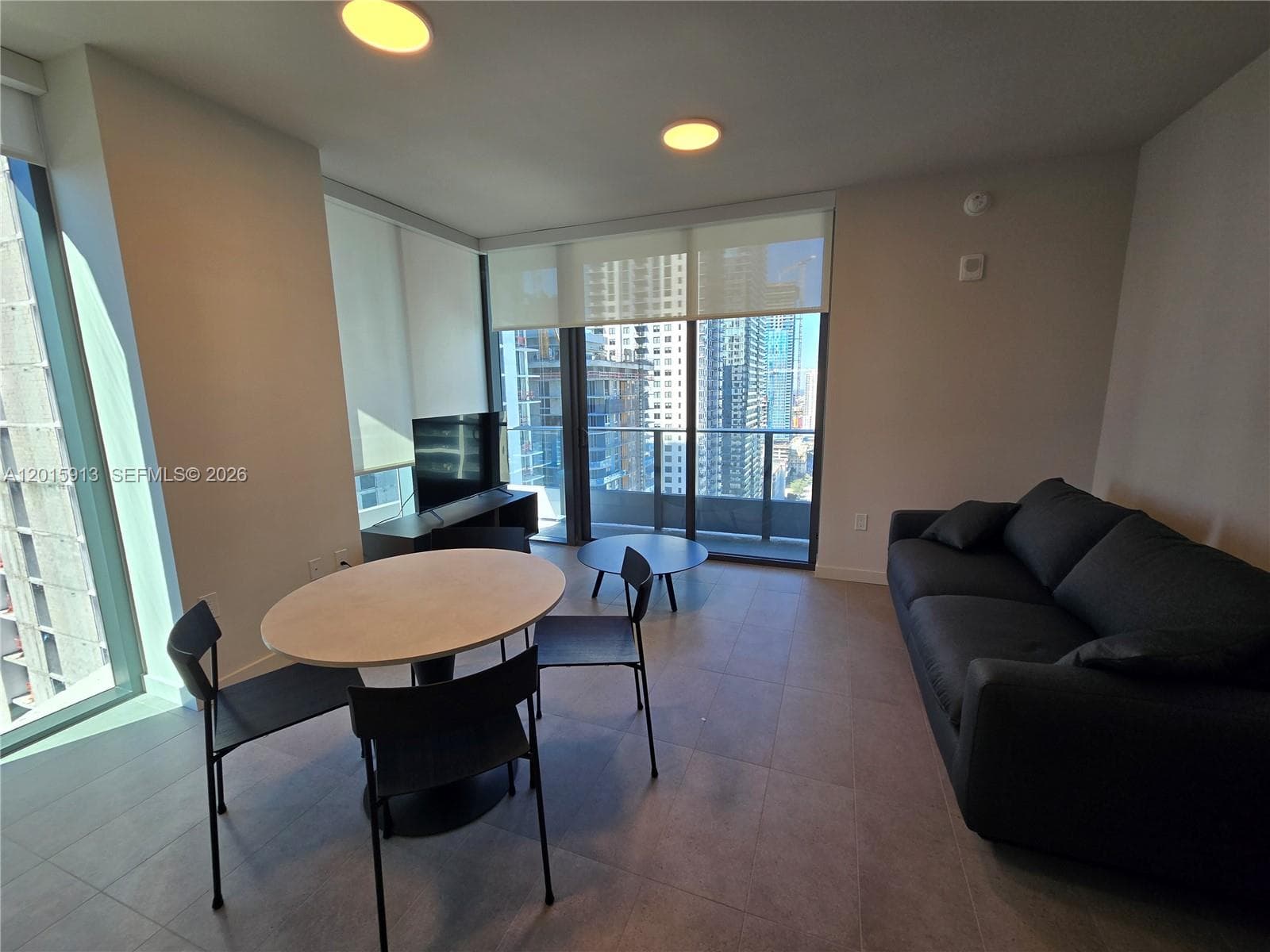 Condo at 121 NE 5 ST, Miami — photo 2
