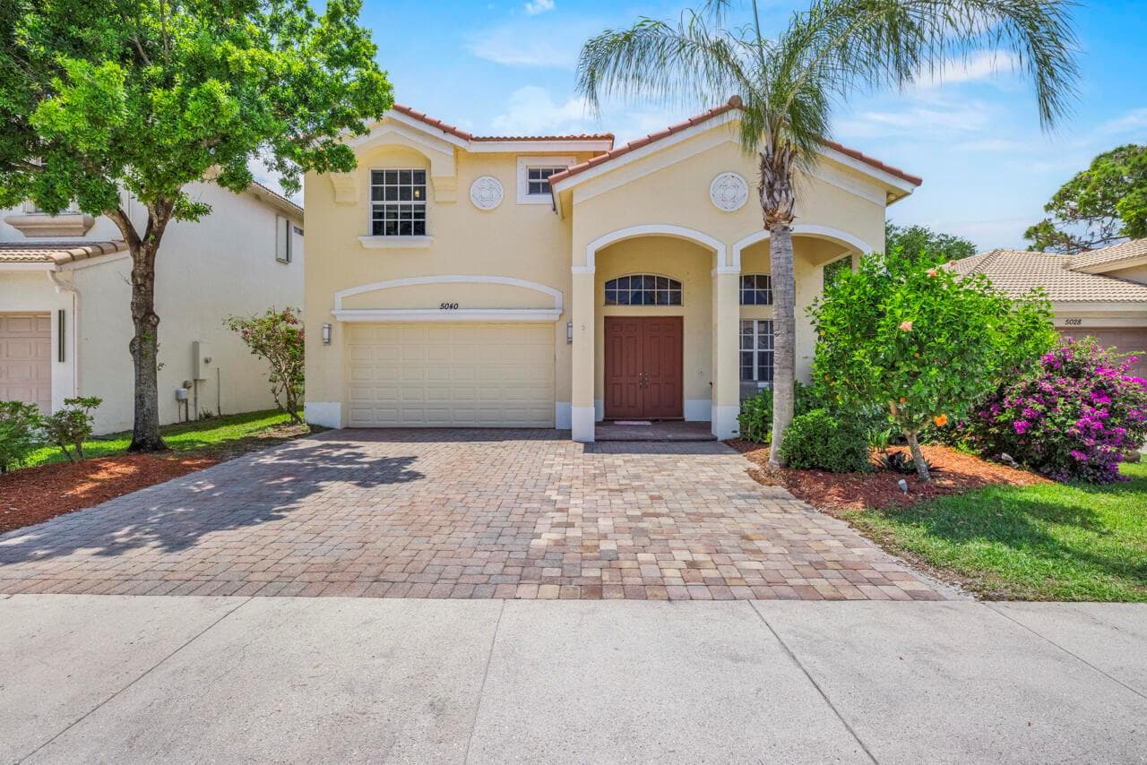 Single-family home at 5040 SE Graham Drive, Stuart, FL
