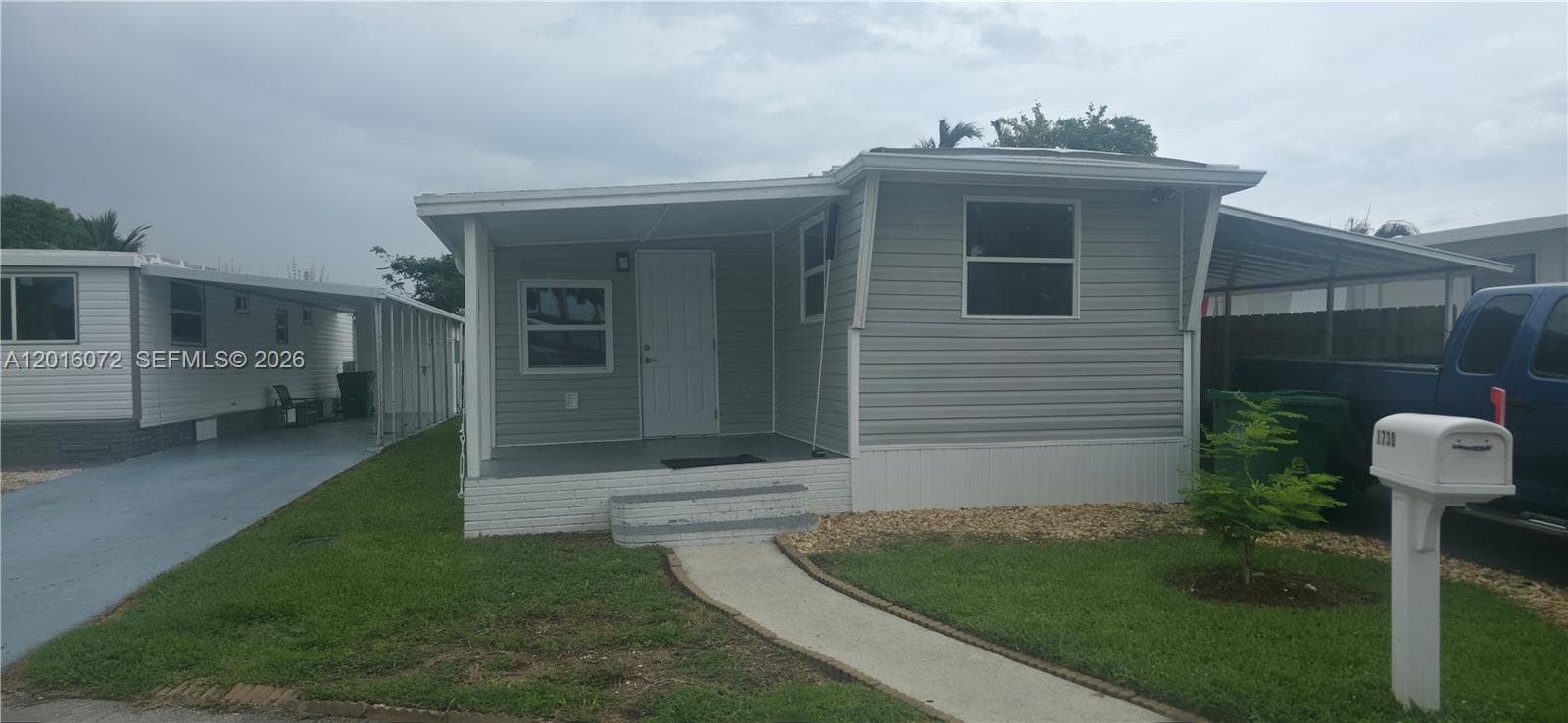 Mobile home at 1730 SW 85th Ave, Davie, FL