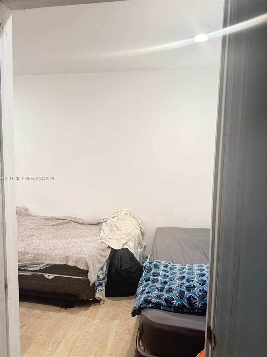 Condo at 920 Euclid Ave, Miami Beach — photo 3