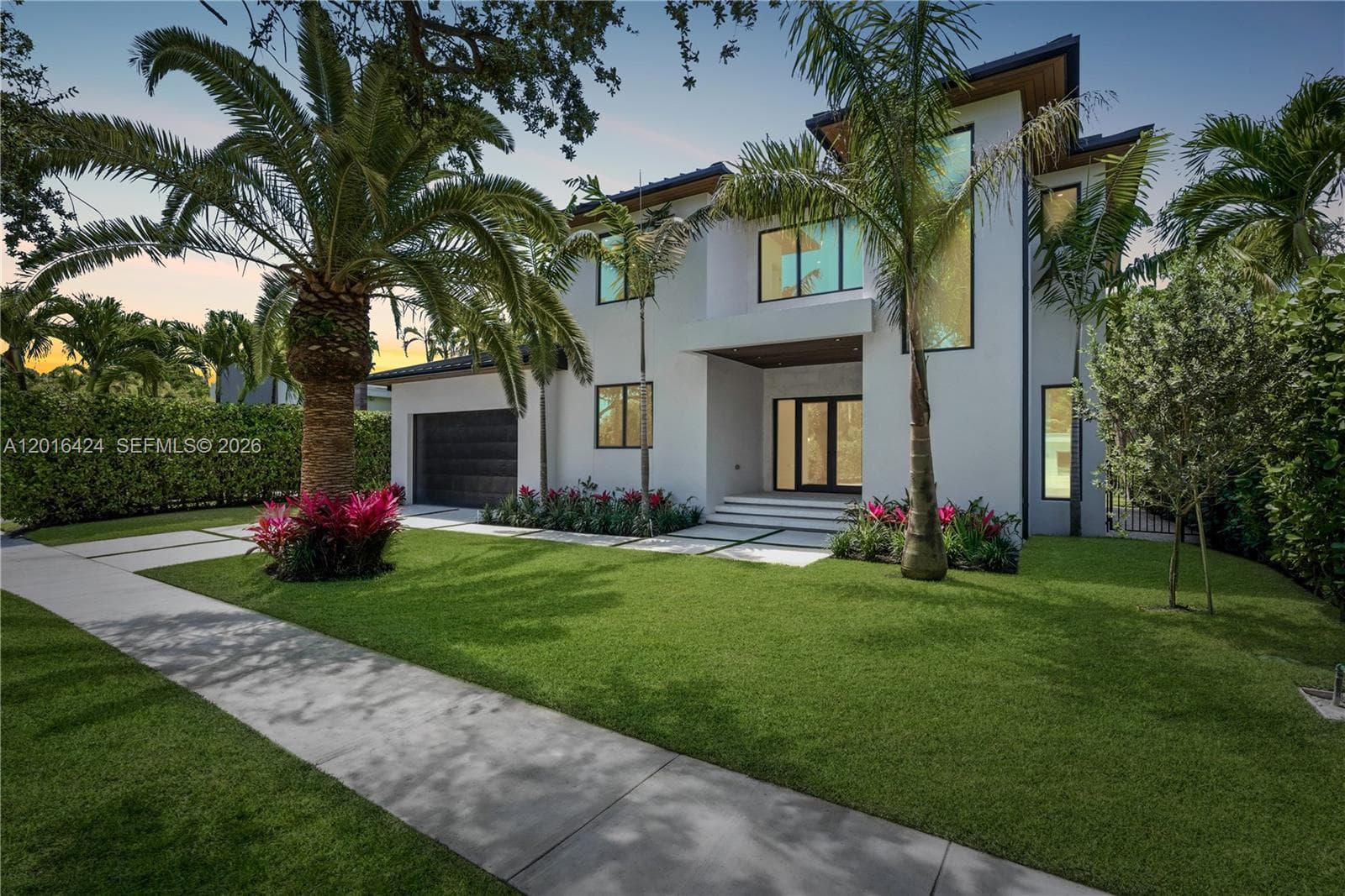 Single-family home at 1940 Alamanda Dr, North Miami, FL