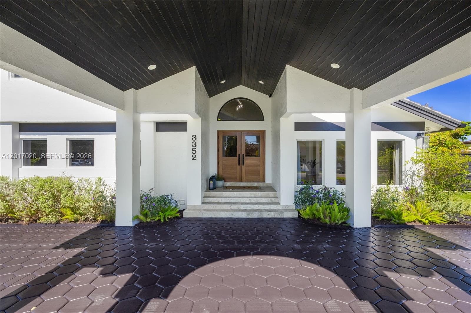 Single-family home at 3352 SW 110th Ave, Miami — photo 3