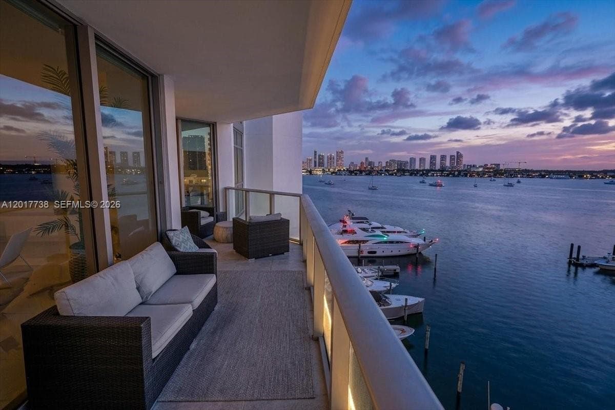 Condo at 17301 Biscayne Blvd, North Miami Beach, FL