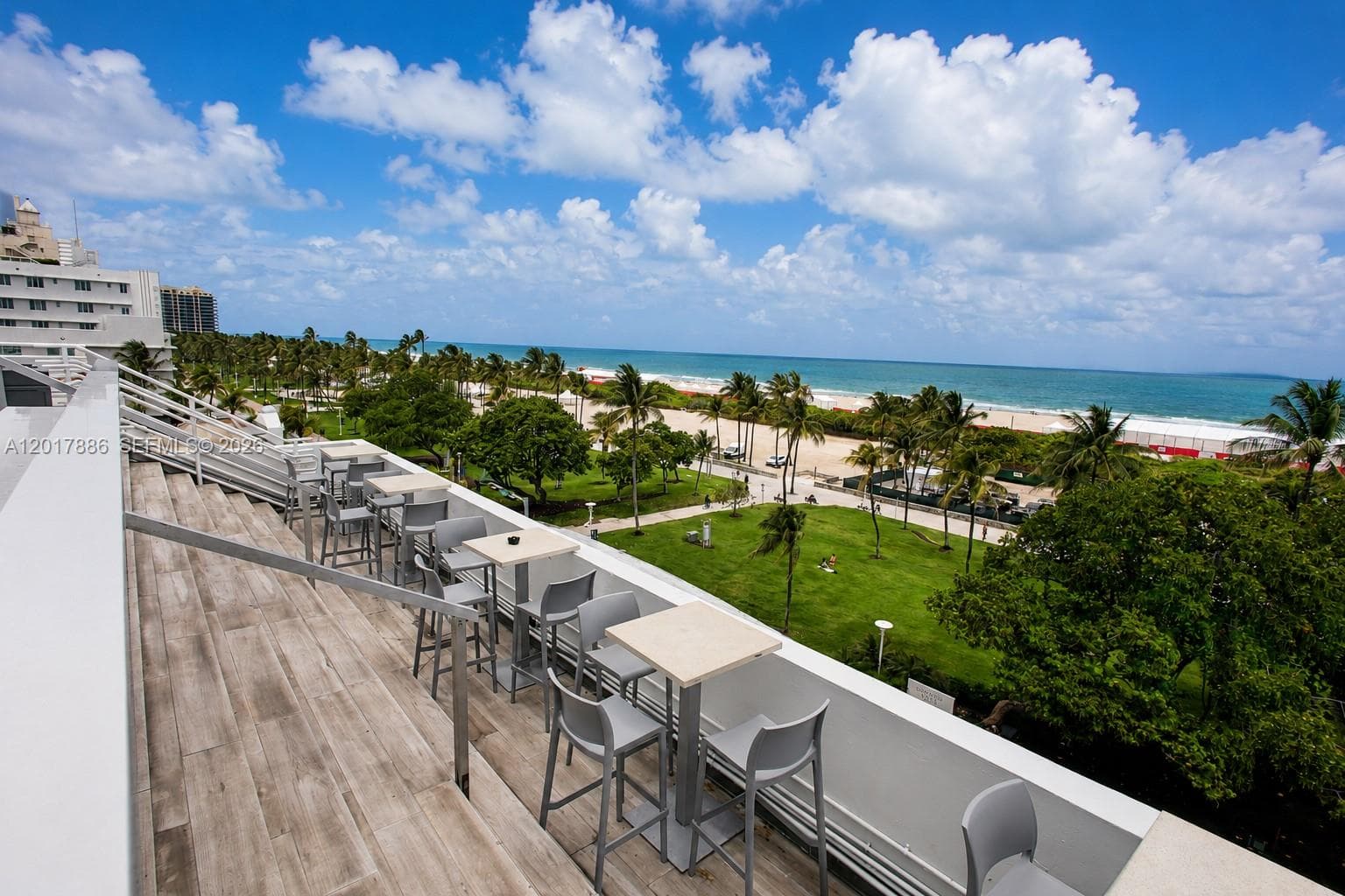 Condo at 1036 Ocean Dr, Miami Beach — photo 1