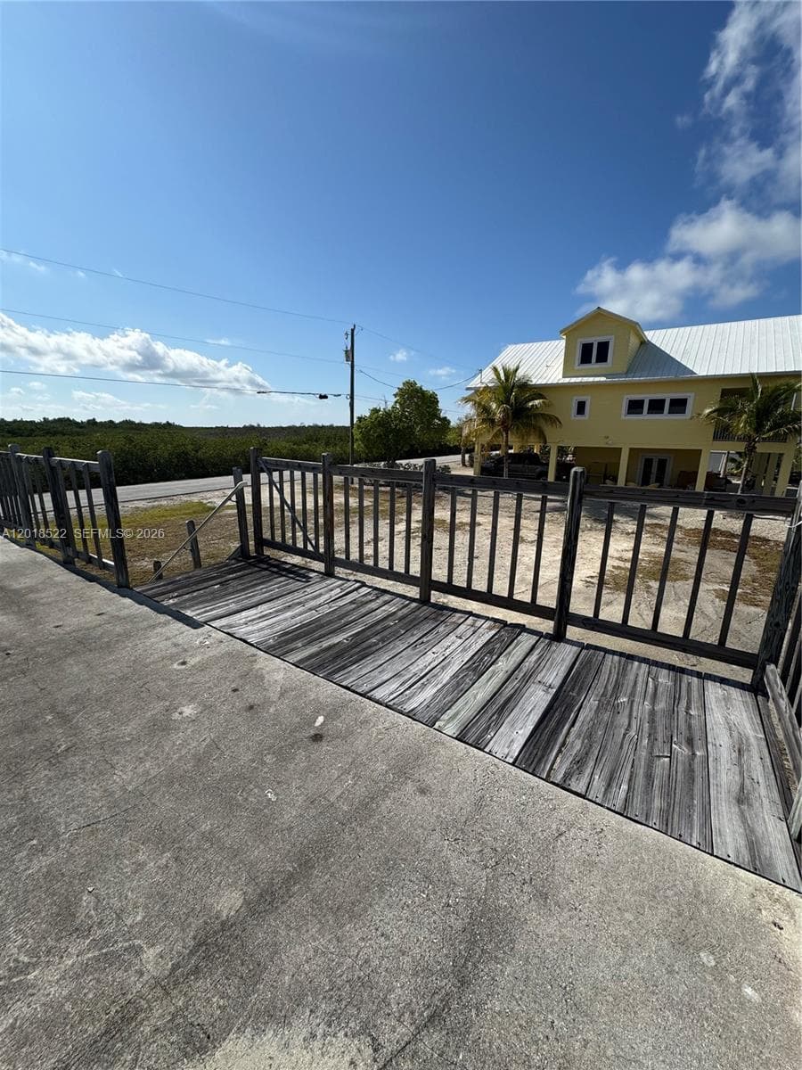Single-family home at 4276 Dorn Road, Torch Key — photo 3