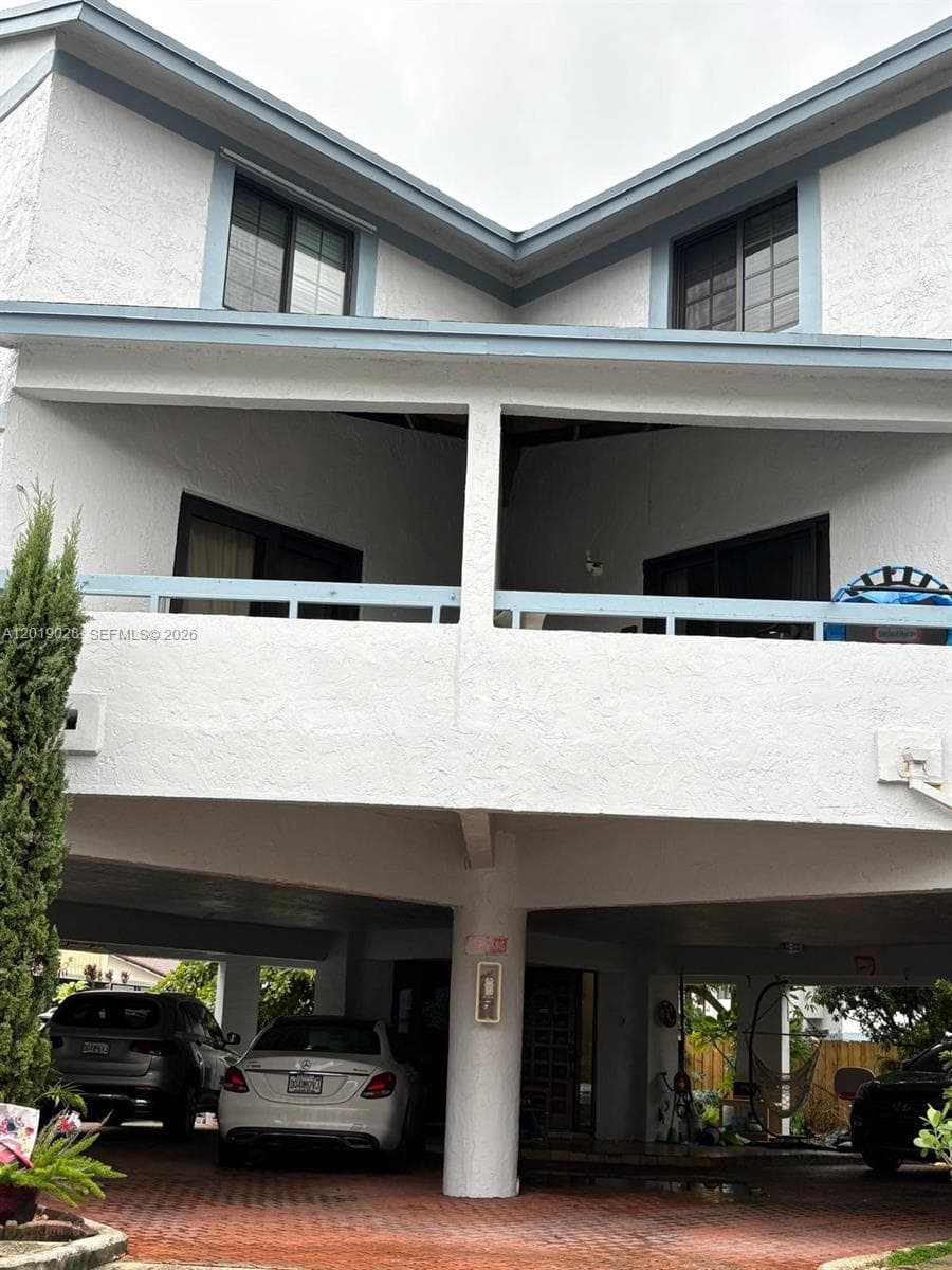 Townhouse at 1405 SW 122nd Ave, Miami, FL