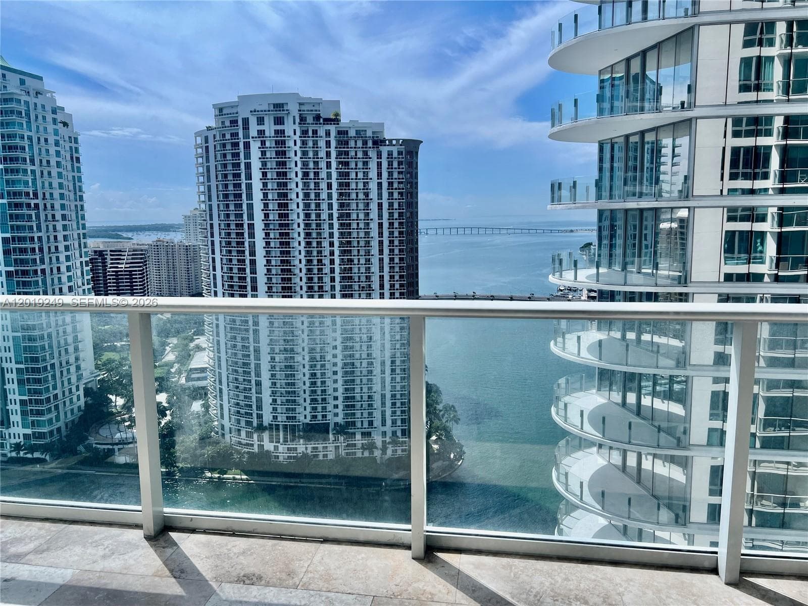 Condo at 300 S Biscayne Blvd, Miami — photo 1