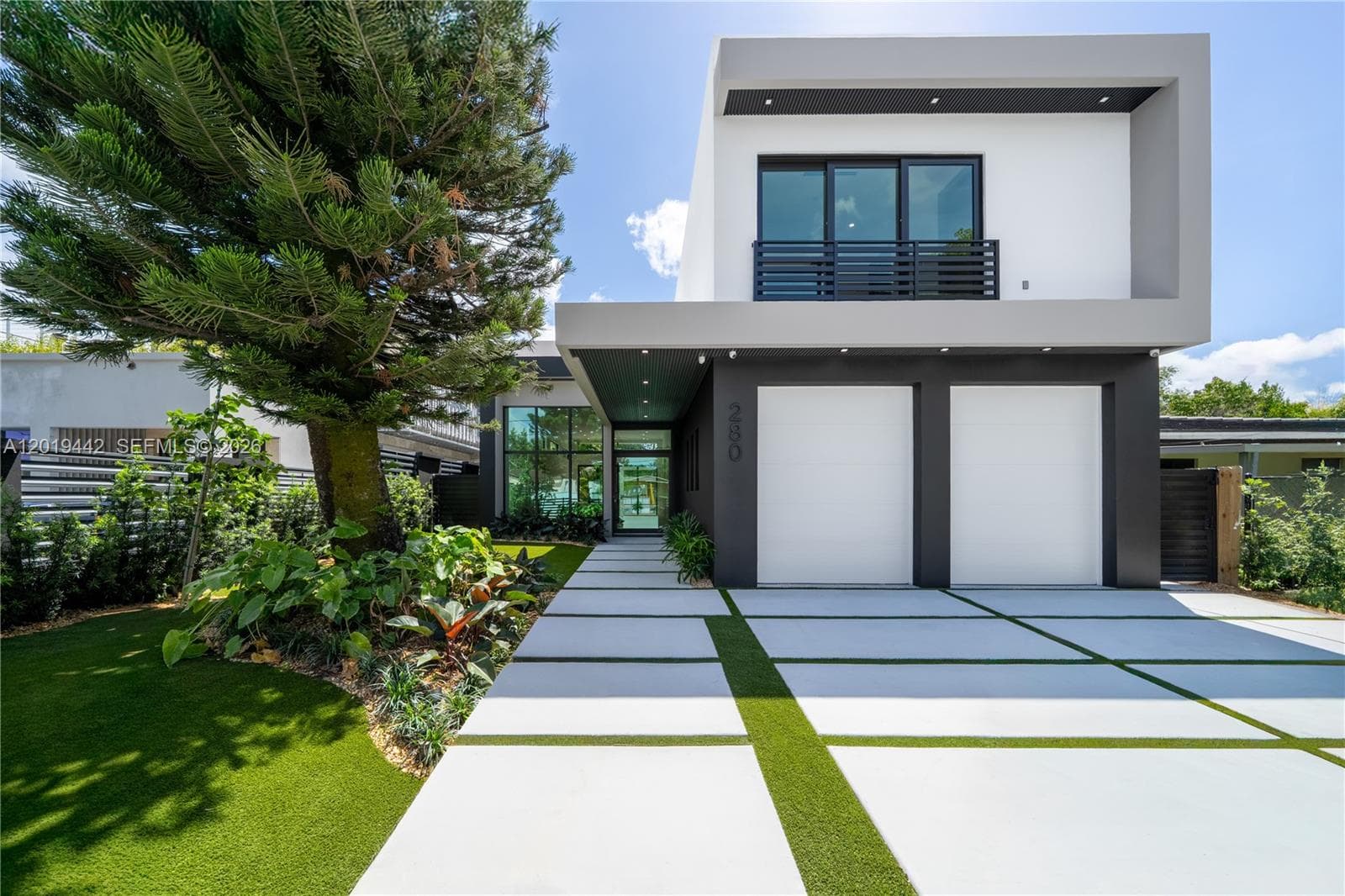 Single-family home at 280 NW 47th St, Miami — photo 3