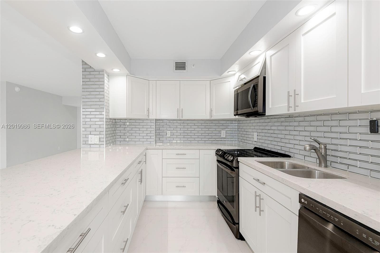 Condo at 1201 S Ocean Dr, Hollywood — photo 3