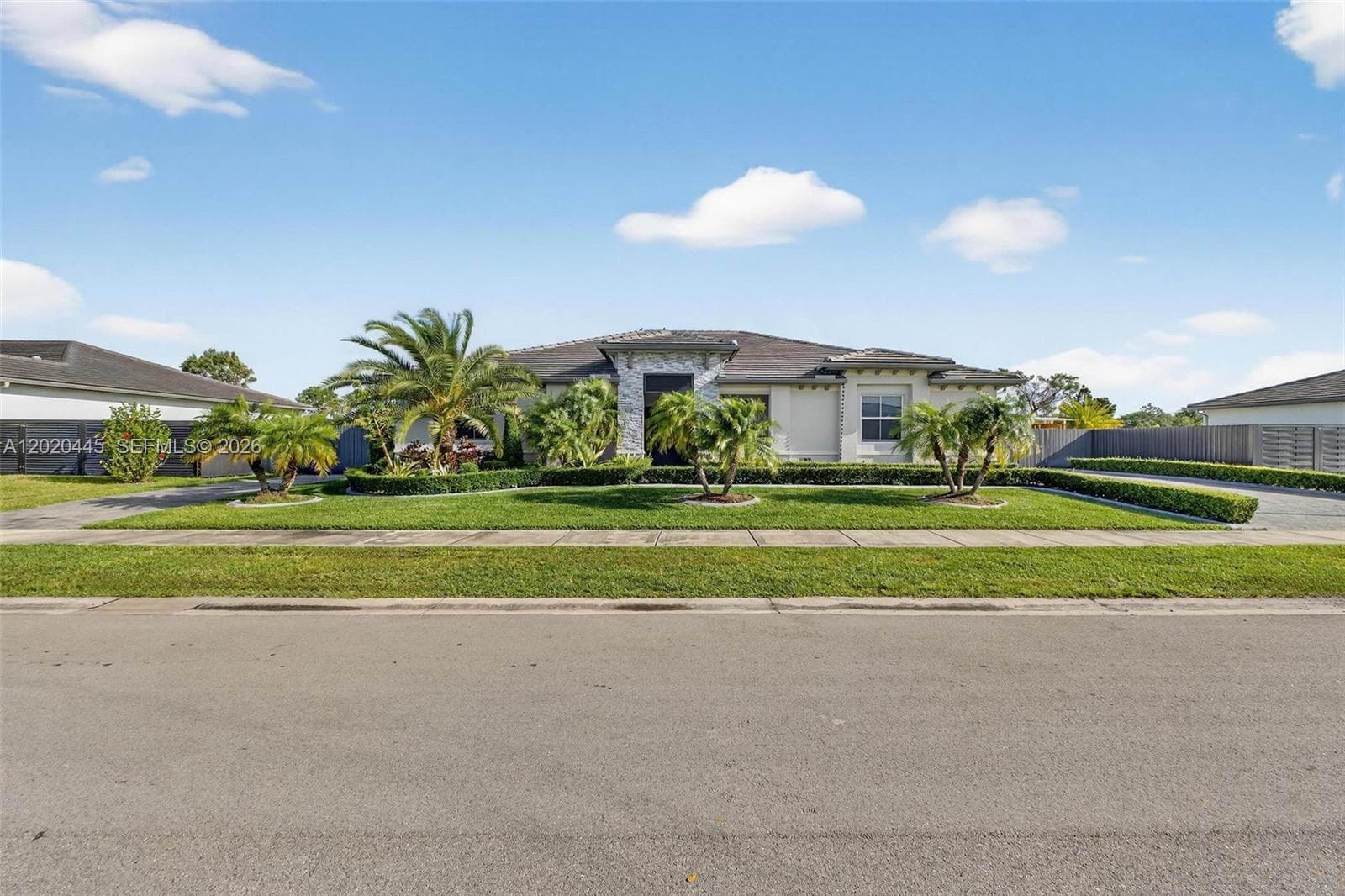 Single-family home at 16767 SW 290th Ln, Homestead, FL