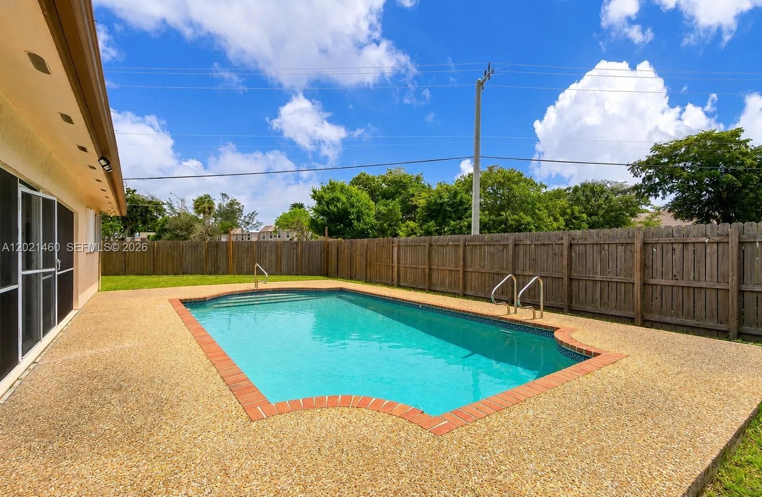 Single-family home at 850 NW 79th Ave, Margate — photo 1