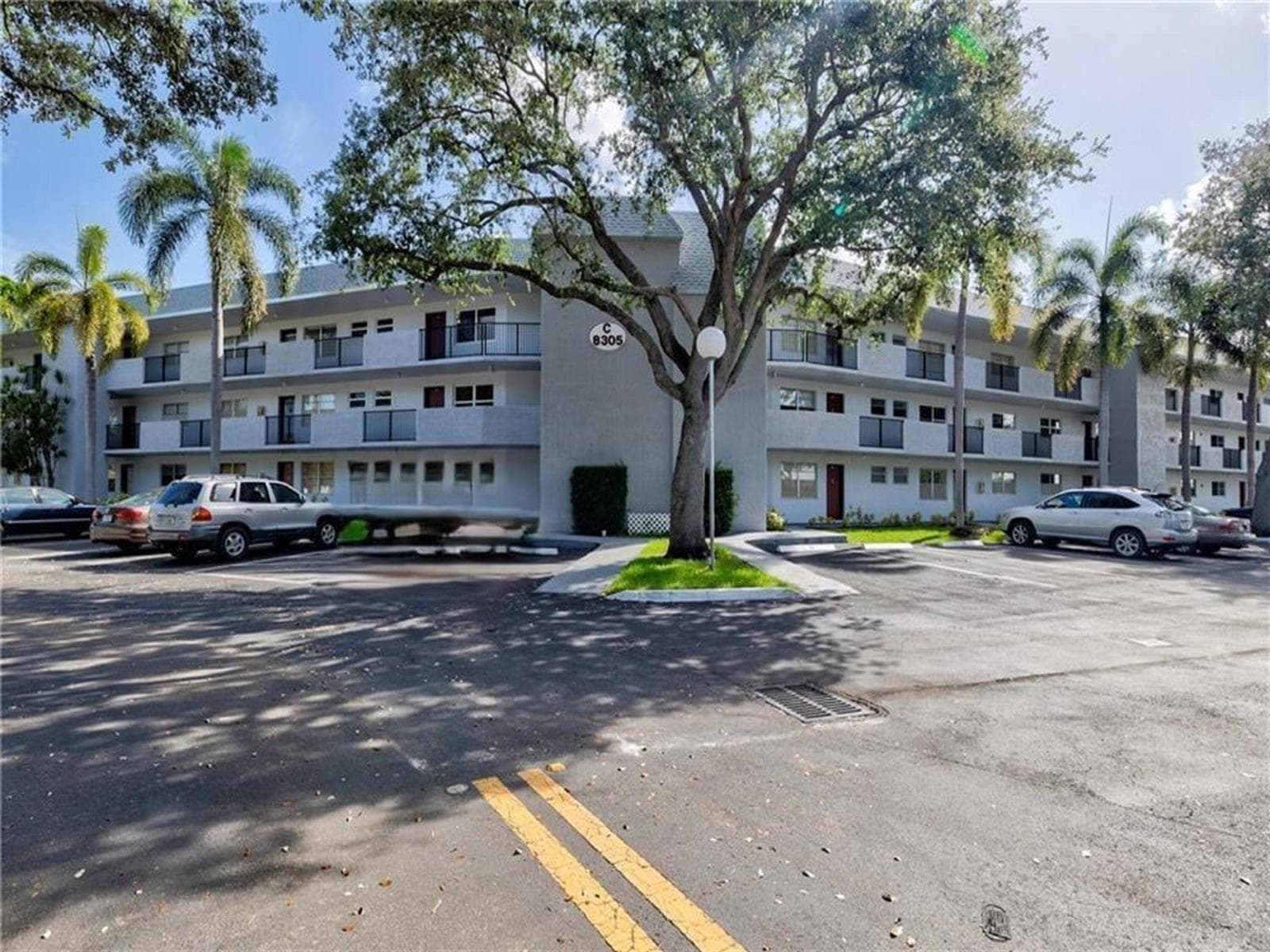 Condo at 8305 NW 61st Street, Tamarac, FL