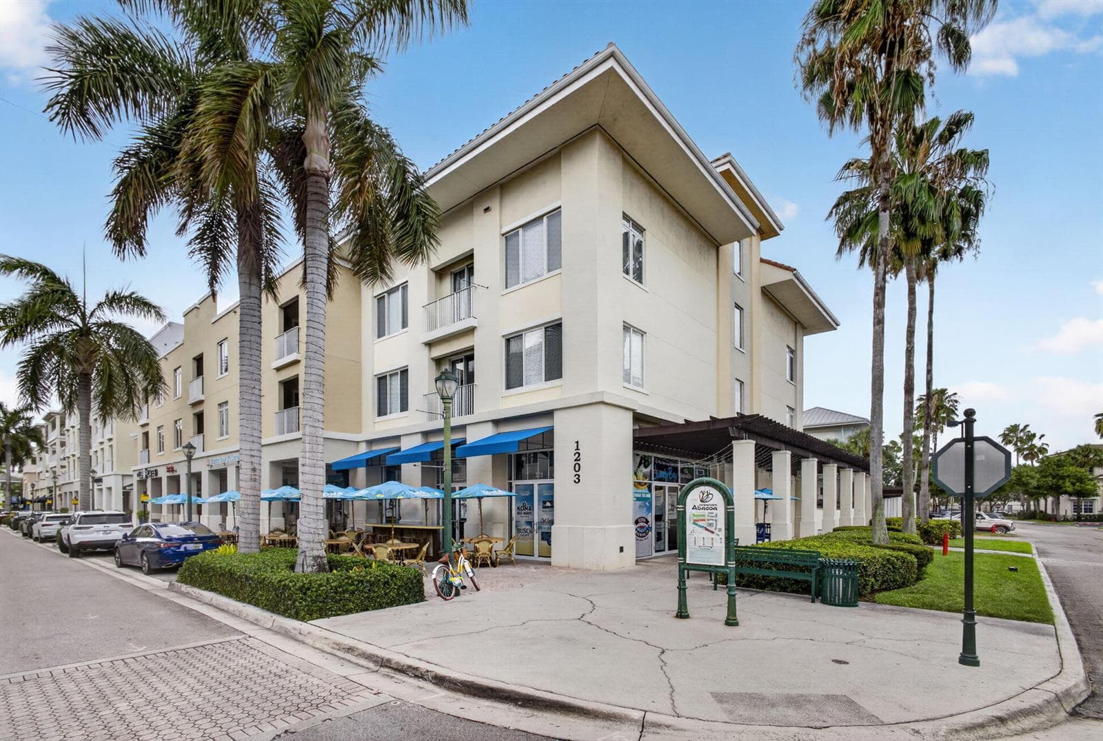 Condo at 1203 Town Center Drive Drive, Jupiter, FL
