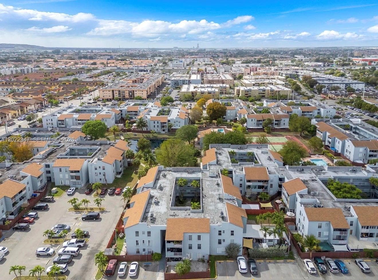 Condo at 1725 W 60th St, Hialeah, FL