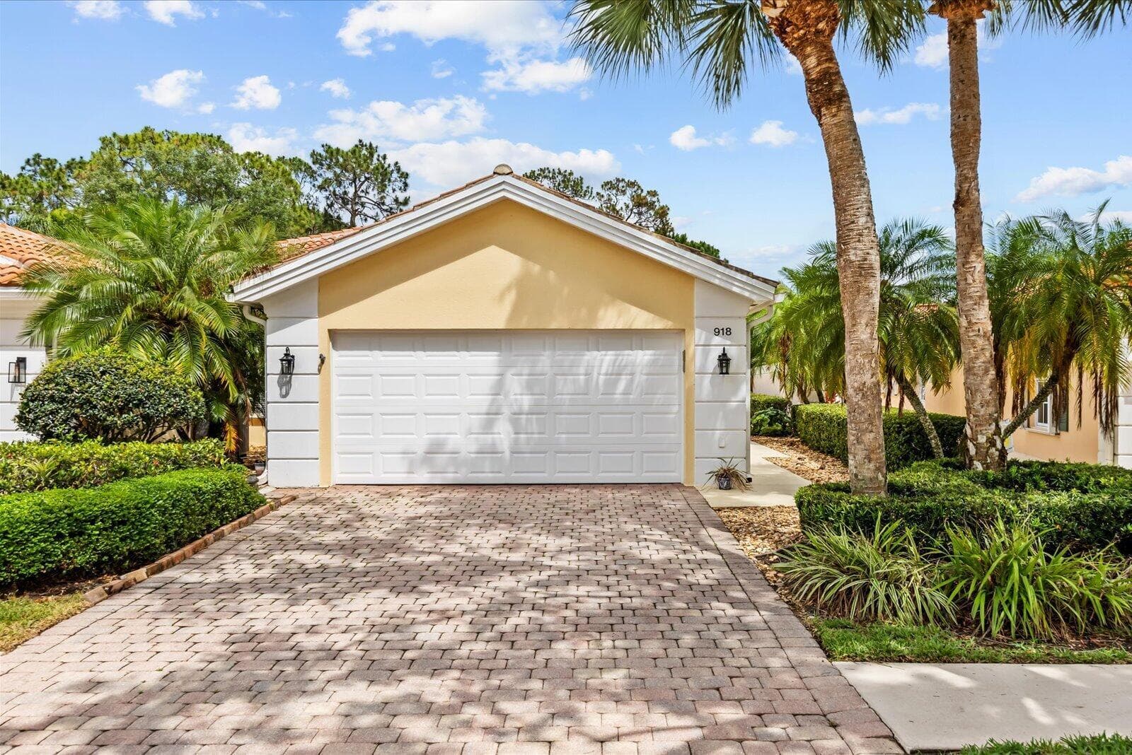 Home at 918 SW Balmoral Trace, Stuart, FL