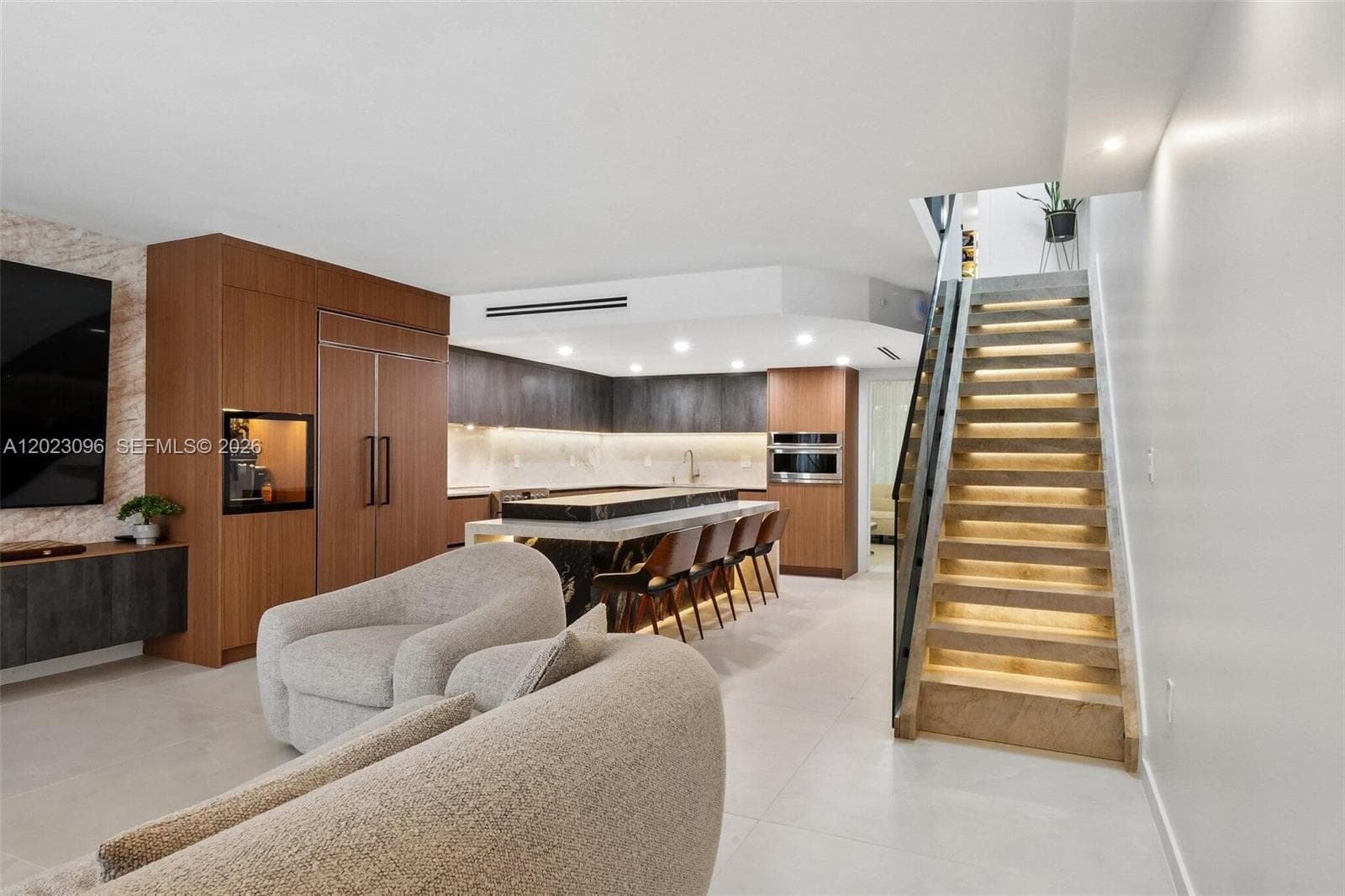 Townhouse en 425 Grapetree Dr, Key Biscayne — foto 1
