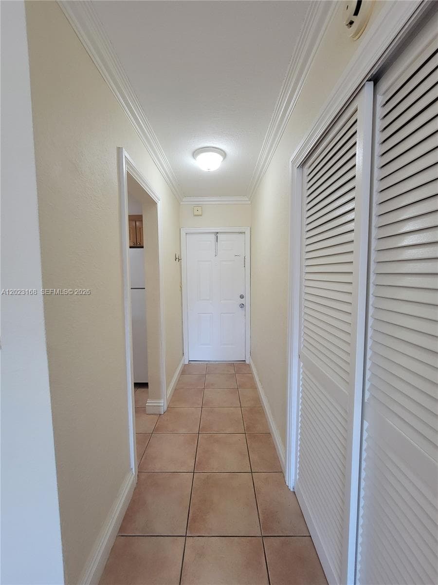 Condo en 6707 N Kendall Dr, Pinecrest — foto 2