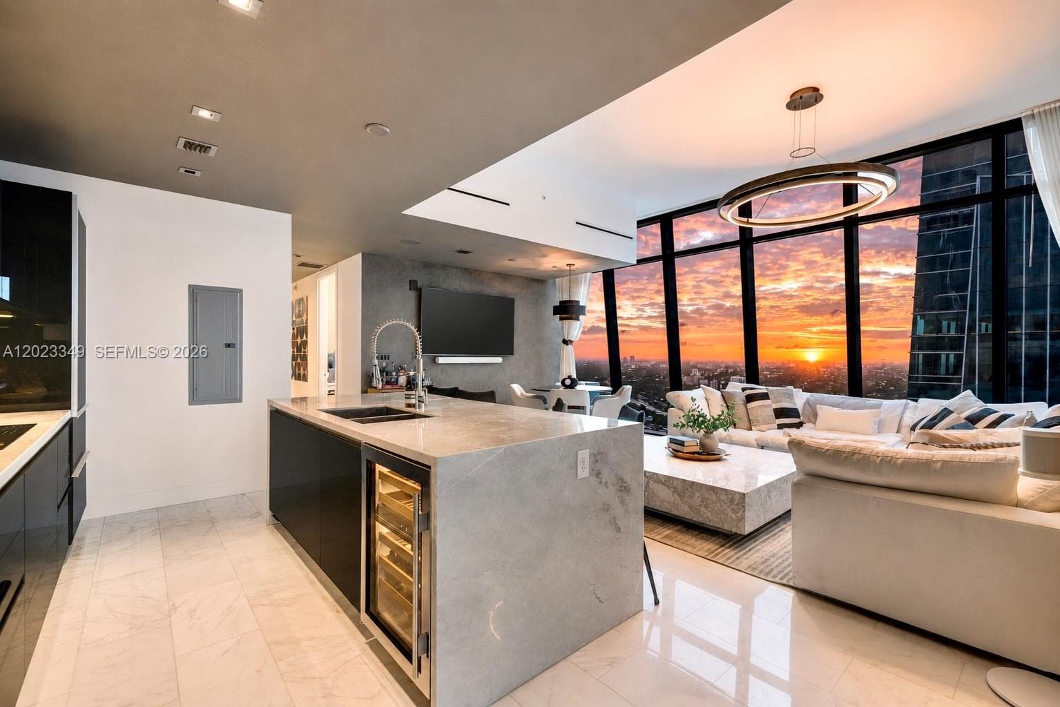 Condo at 1451 Brickell Ave, Miami — photo 2