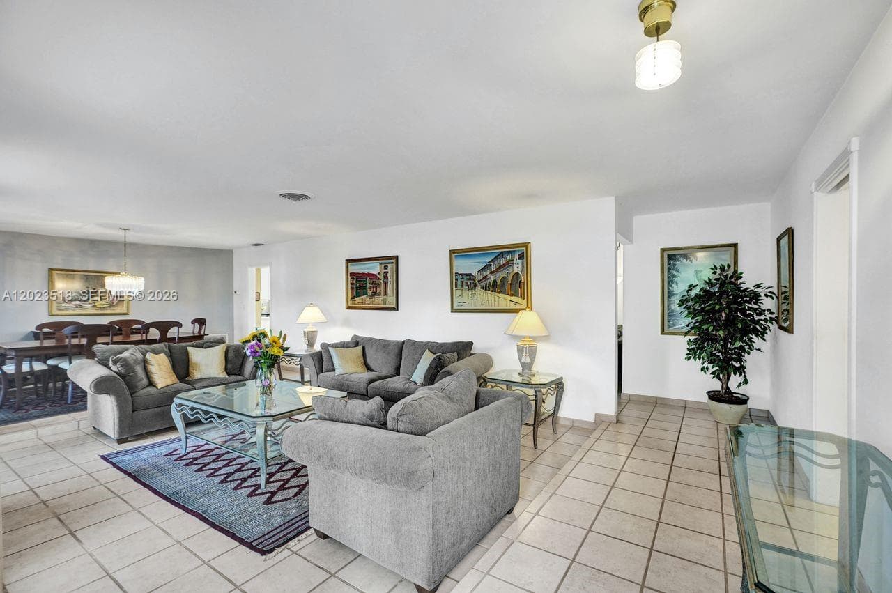 Single-family home at 8521 SW 86th Ct, Miami, FL