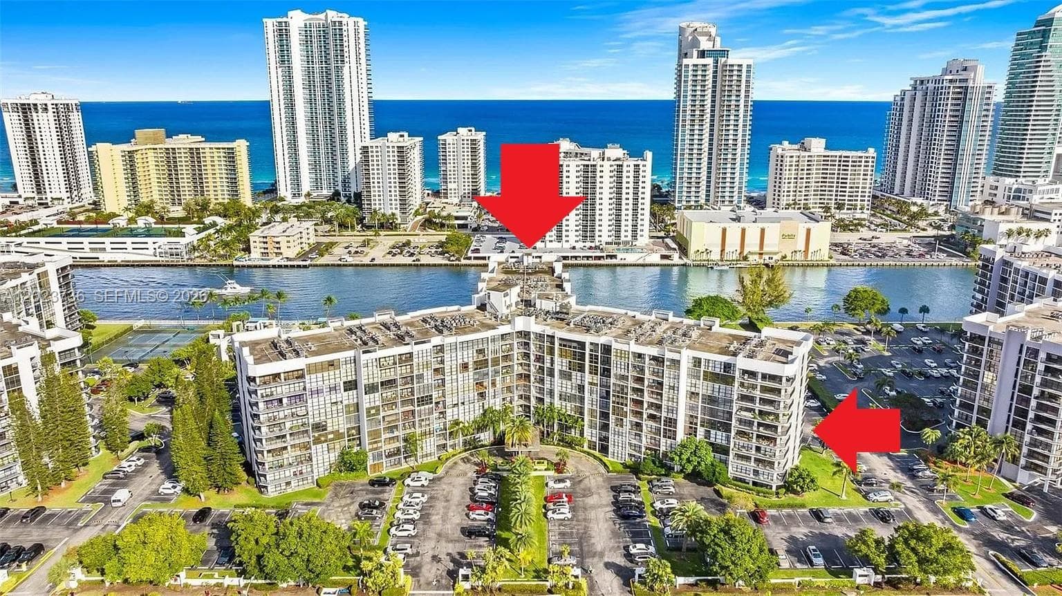 Condo at 800 Parkview Dr, Hallandale Beach — photo 1
