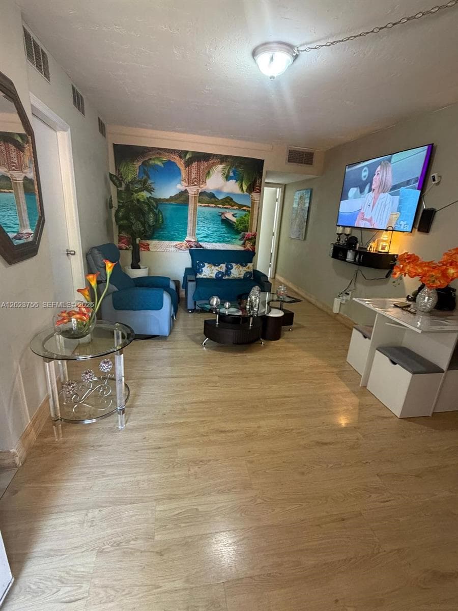 Condo at 1245 W 24th St, Hialeah — photo 1