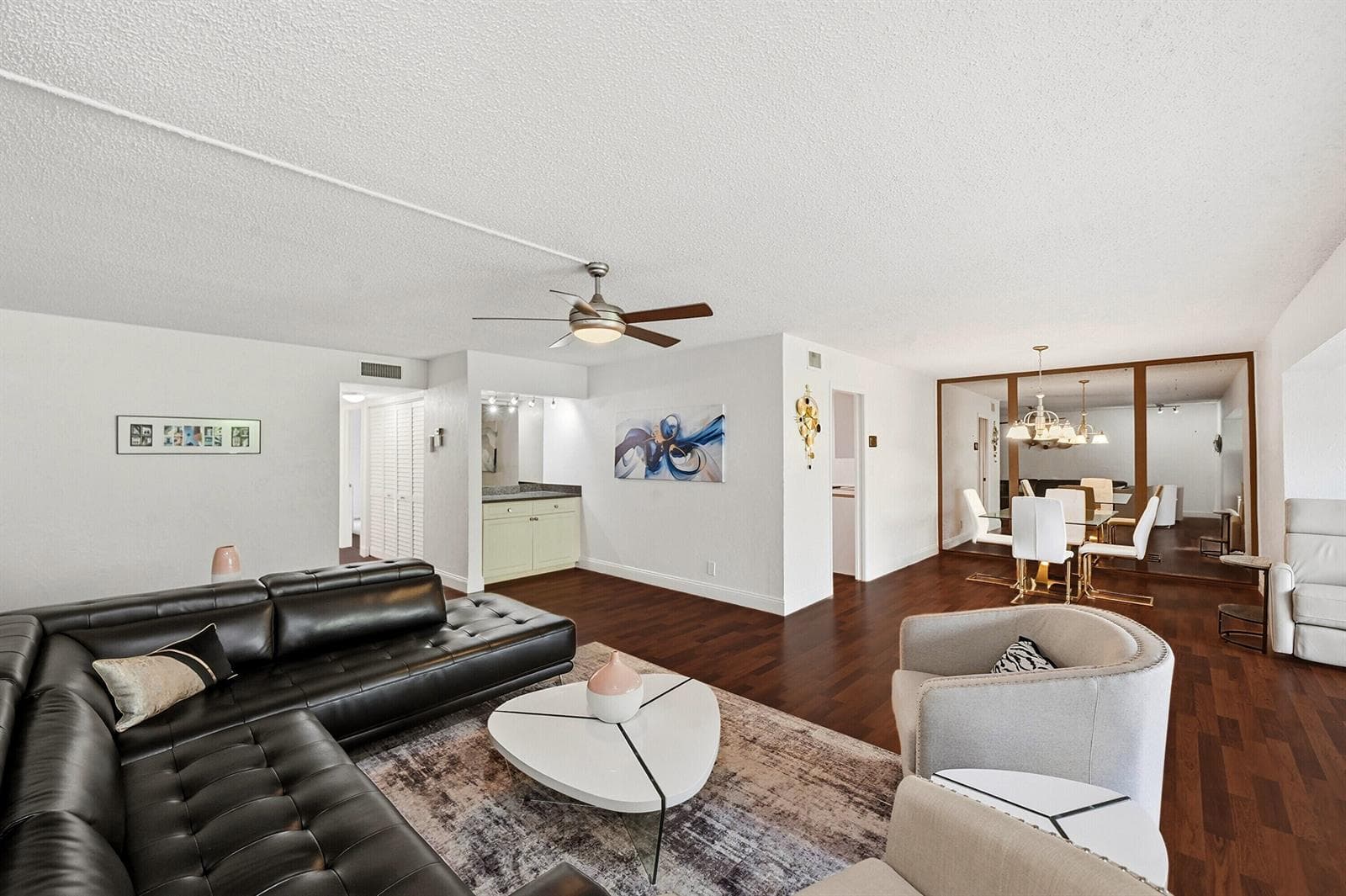 OPEN 1,500 SQUARE FEET HOME
