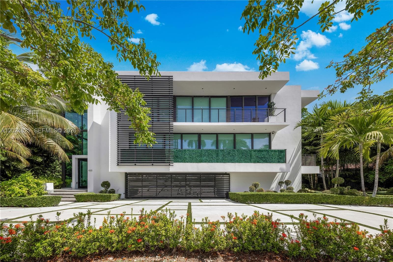Single-family home at 420 N Hibiscus Dr, Miami Beach, FL