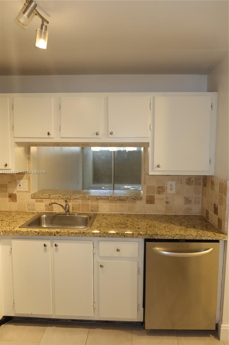 Condo at 10835 SW 112th Ave, Miami — photo 3