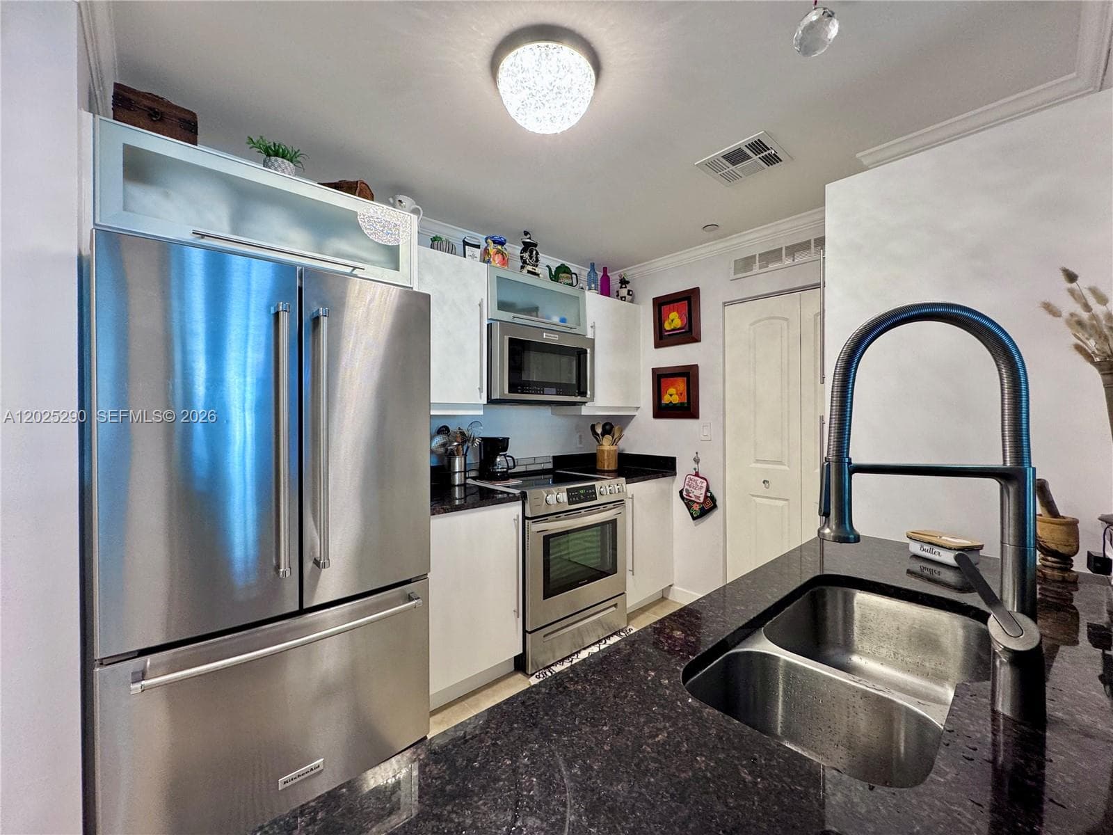 Condo at 7355 SW 89th St, Miami — photo 1