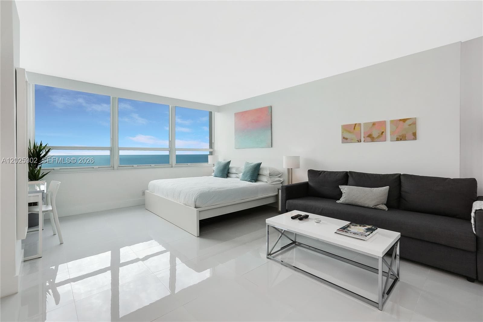 Condo at 5445 Collins Ave, Miami Beach — photo 1