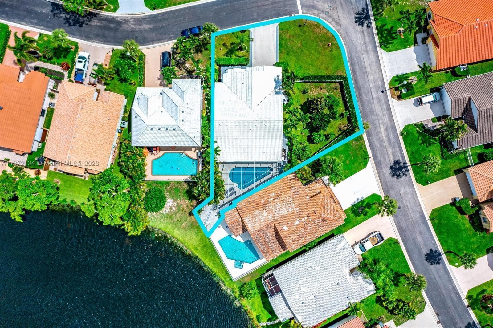 Single-family home at 2690 Linkside Drive, Wellington, FL