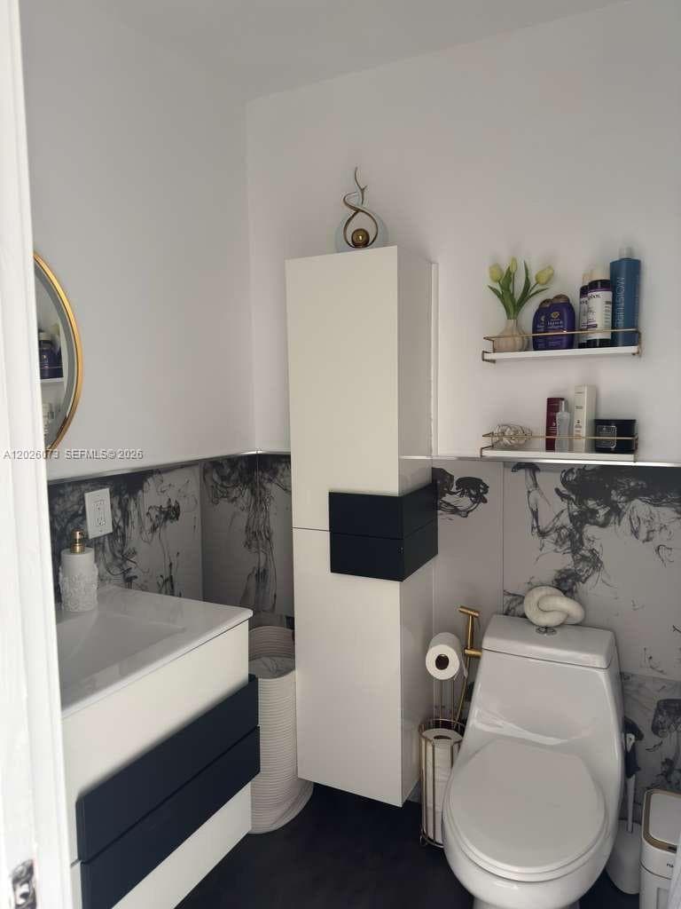 Condo at 8430 NW 8th St, Miami — photo 3