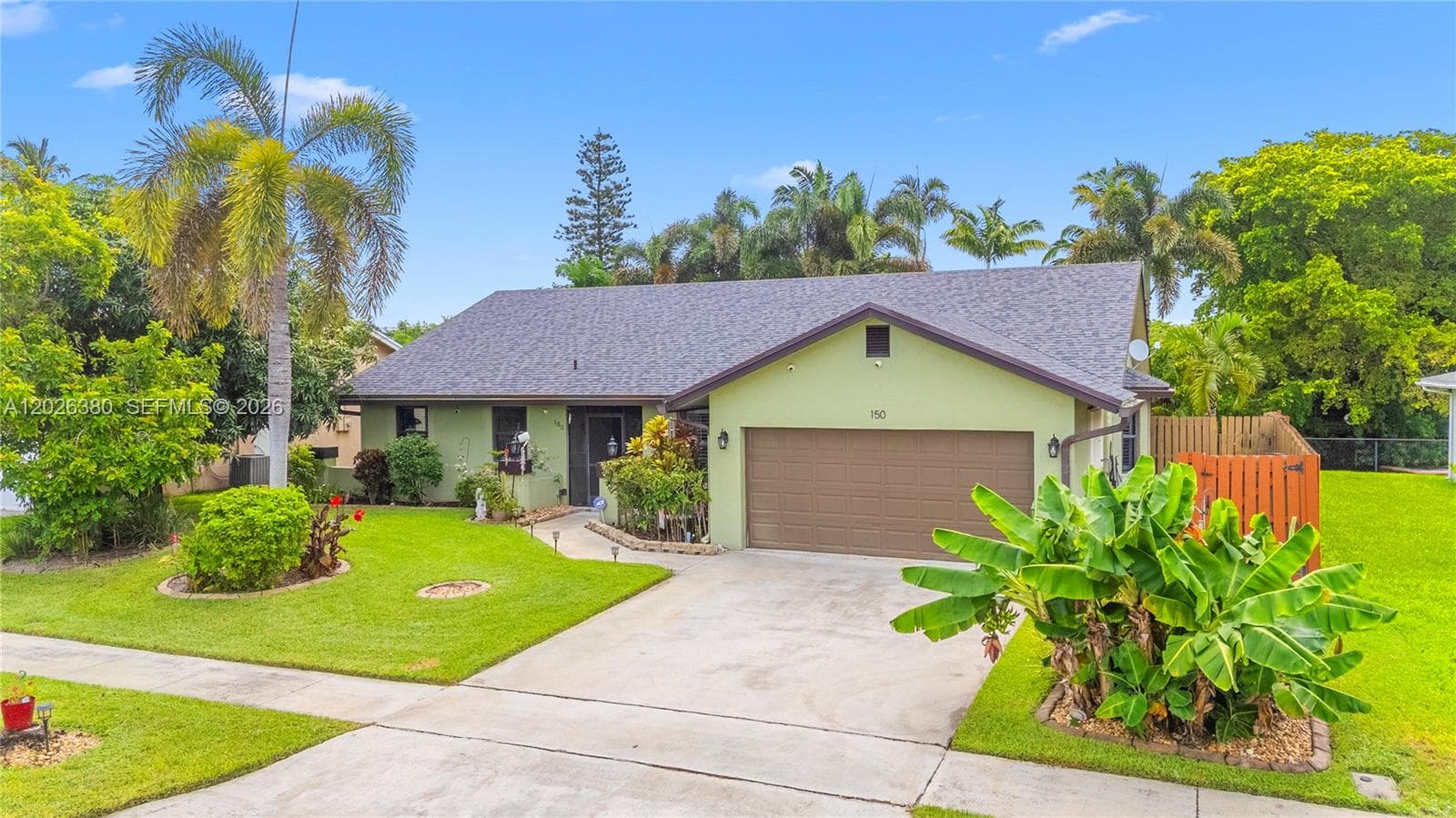 Single-family home at 150 SW 127th Ave, Plantation, FL