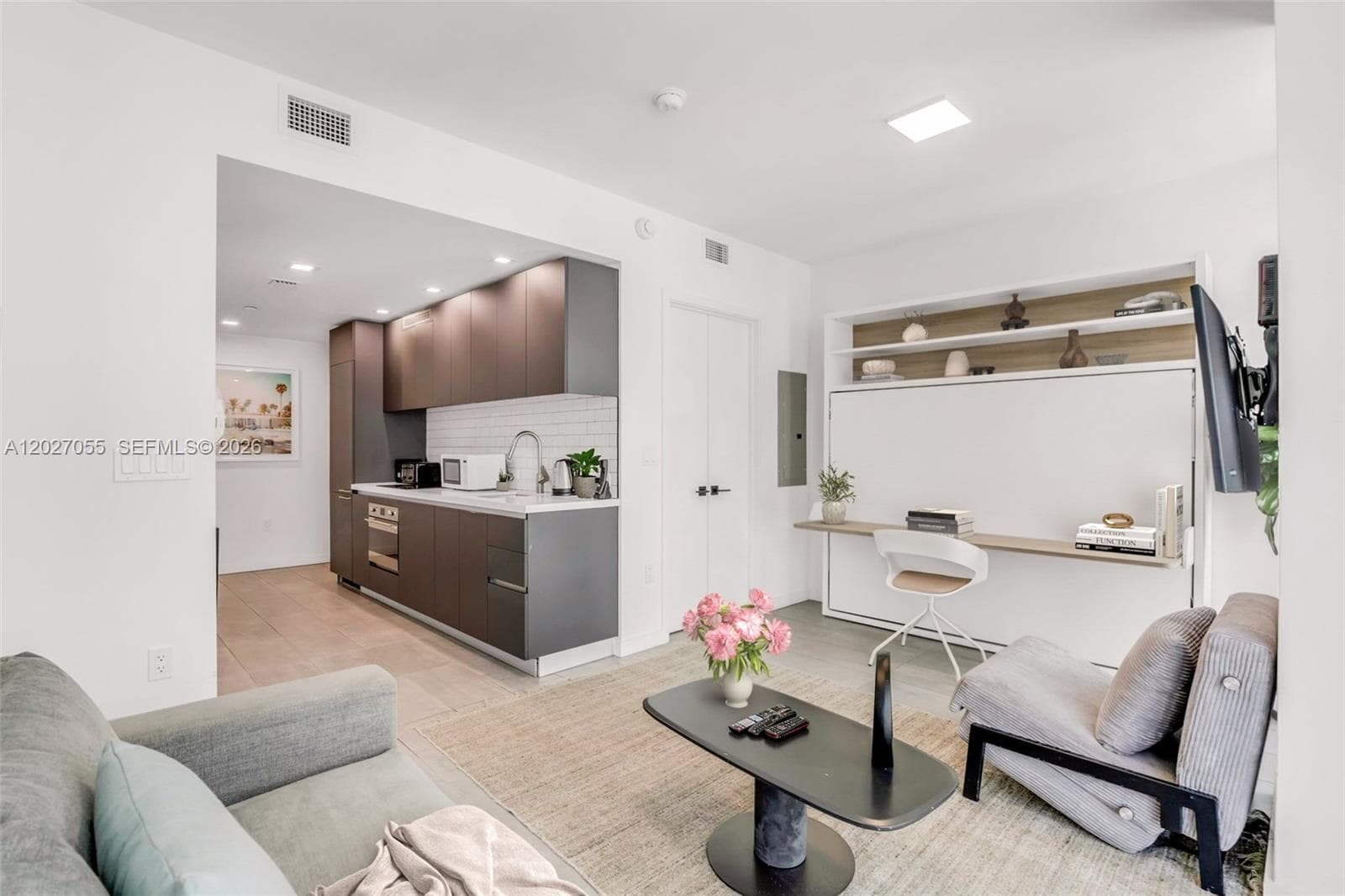Condo at 227 NE 2nd St, Miami — photo 3
