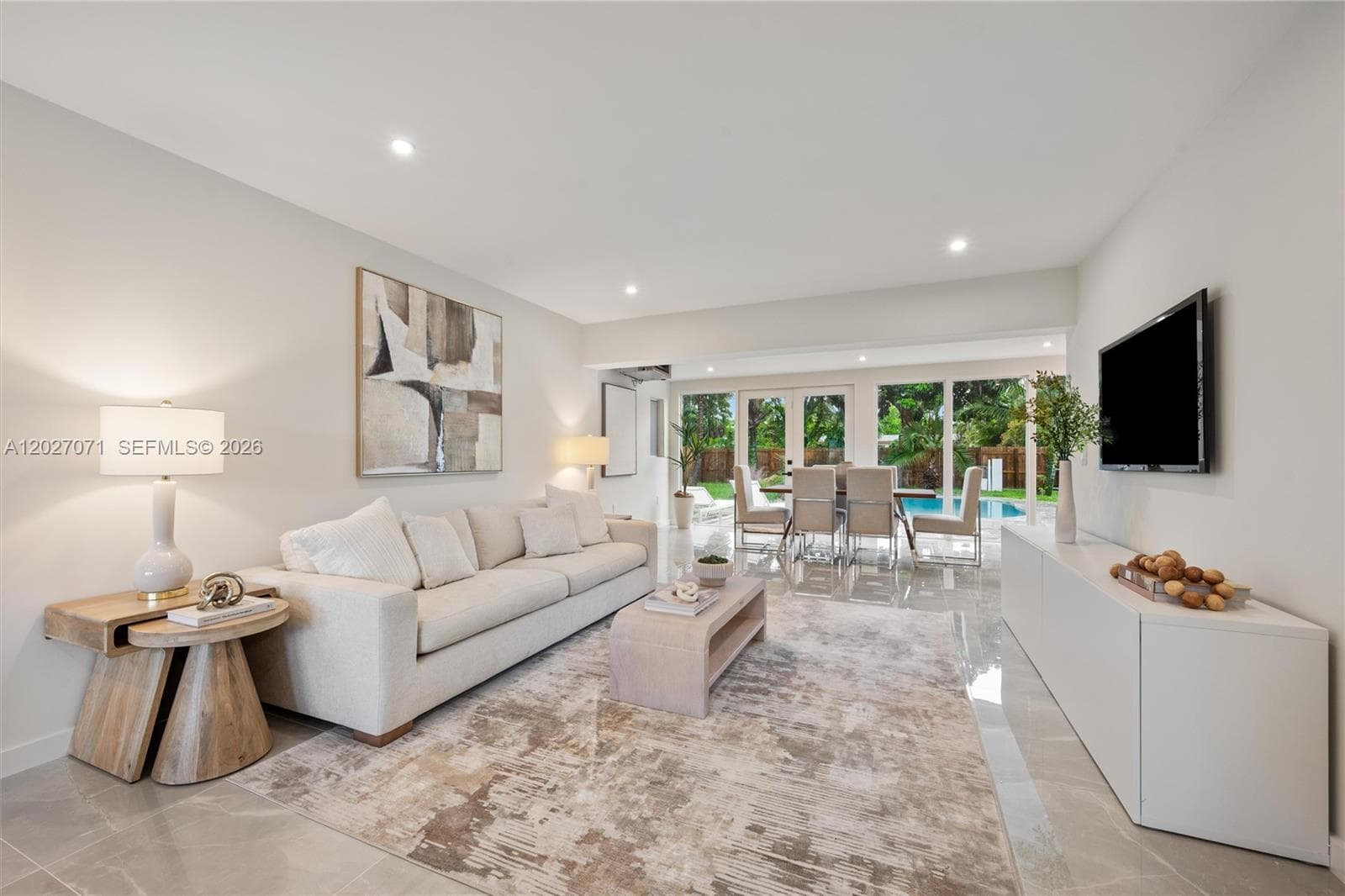 Single-family home at 4024 Monroe St, Hollywood, FL