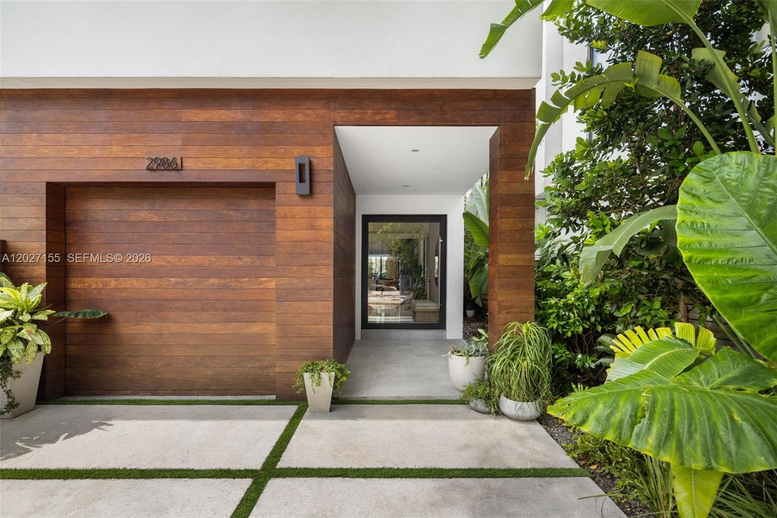 Townhouse at 2986 Coconut Ave, Coconut Grove — photo 2