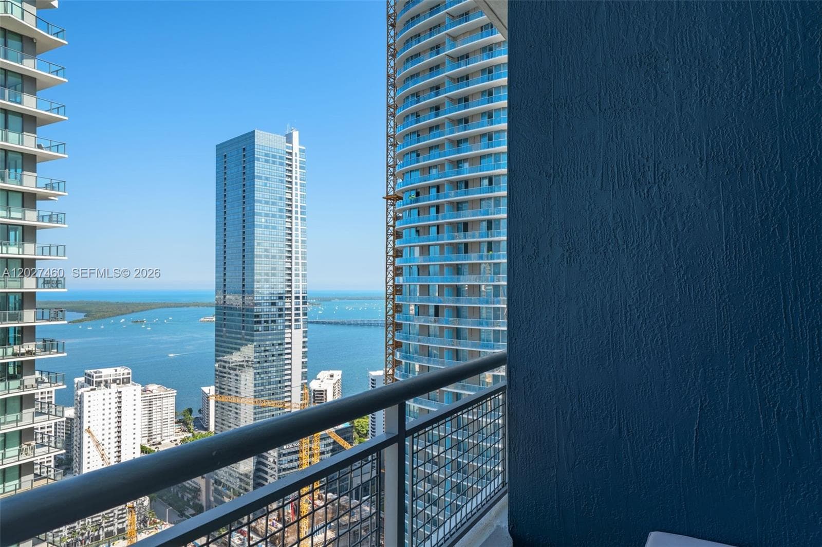 Condo at 60 SW 13th St, Miami — photo 2