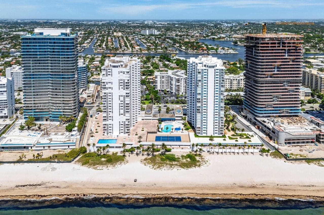 Condo en 1370 S Ocean Blvd, Pompano Beach — foto 2