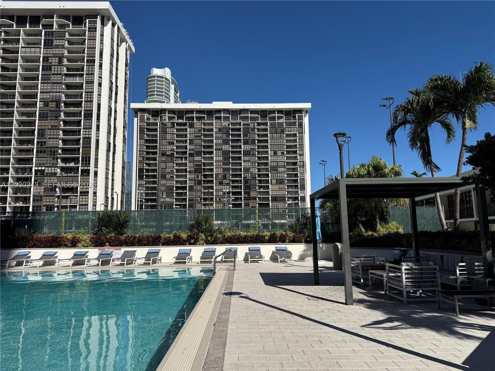 Condo at 1925 Brickell Ave, Miami — photo 1