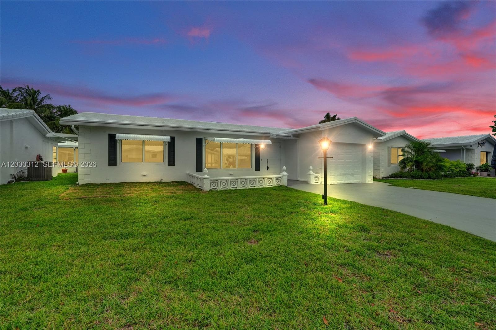 Single-family home at 240 NW 25th Ct, Pompano Beach — photo 1