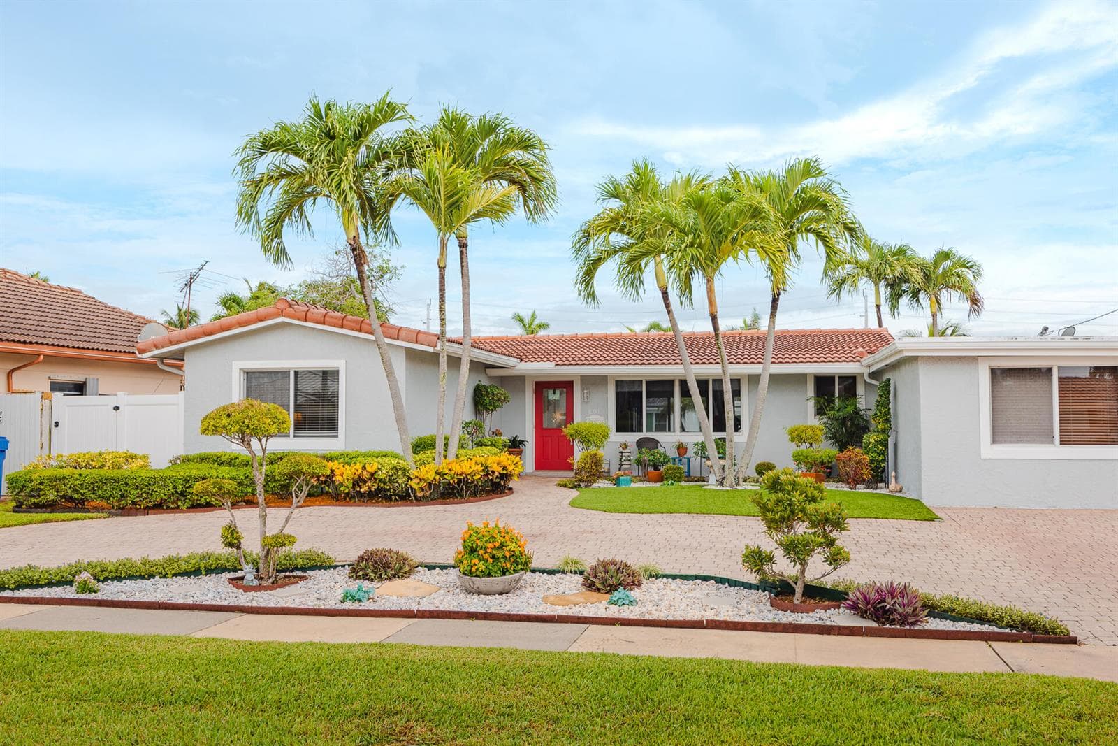 Single-family home at 801 SE 5th Terrace, Pompano Beach, FL